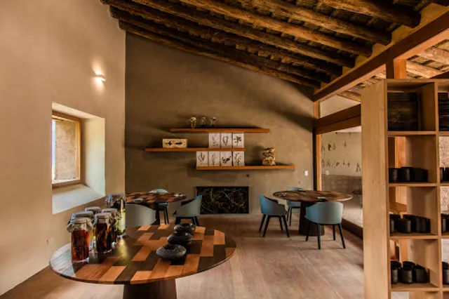 MIL - Food Lab and Interpretation Center