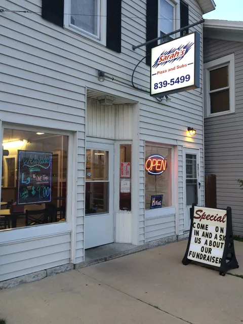 Sarah's Pizza