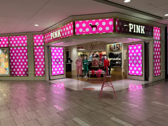 Victoria's Secret & PINK