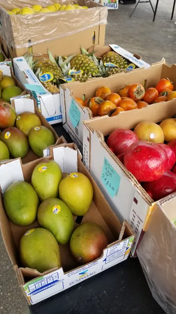 Farmers Market at Southern Towers