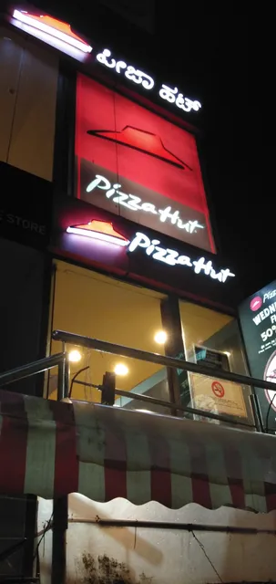 Pizza Hut | Coles Road