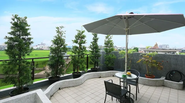 夏初民宿 Early Summer B&B