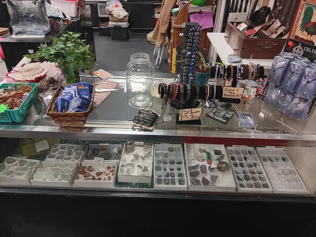 Downtown Thrift and Gift Boutique