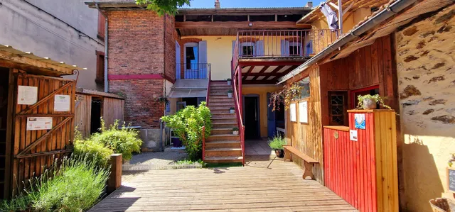 Les Volets Bleus - Chez Sébastien & Jeffrey