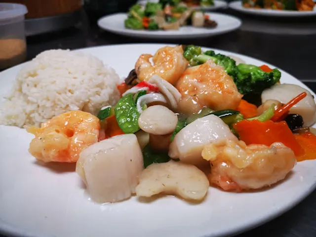 huang's china bistro