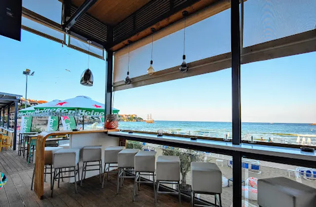 Elvis Beach Bar