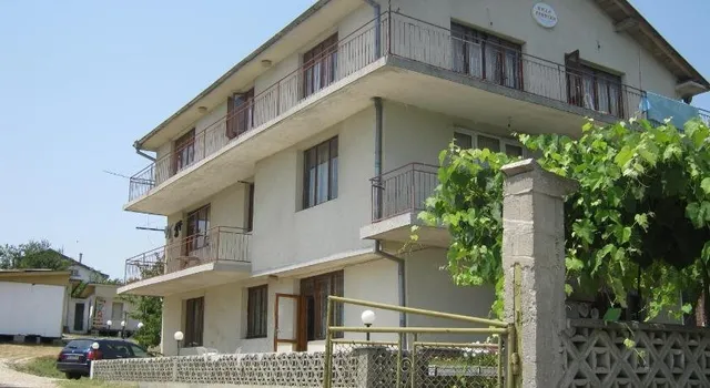 Krimski Guest House And Bungalows