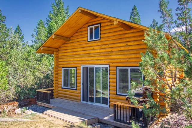 The Raven's Nest Resort & Campground