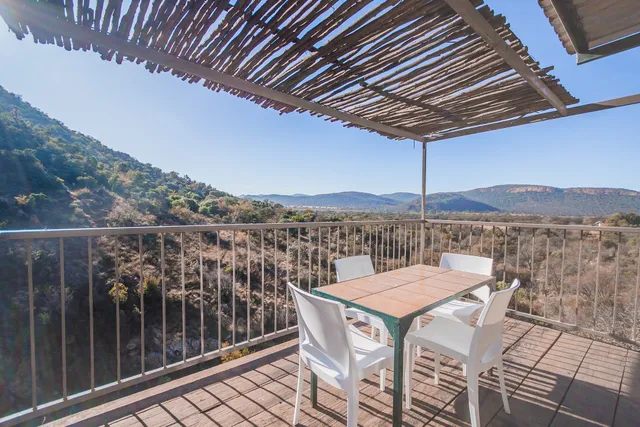 Thabela Thabeng Guest Farm