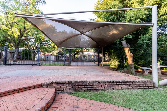 Fralande Self Catering Units