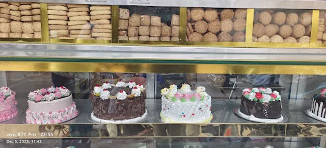 Moon Bakery