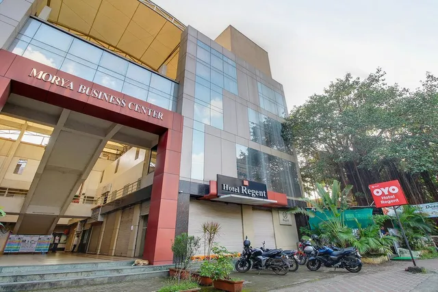 OYO 76518 Hotel Regent In