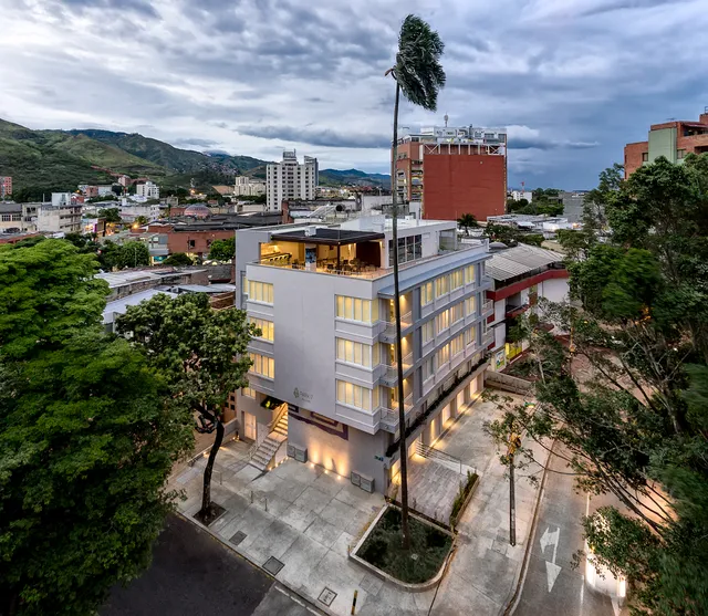 Park v hotel & Suites