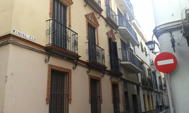 Student Residence La Central