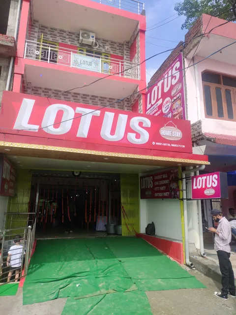 Lotus Homestay