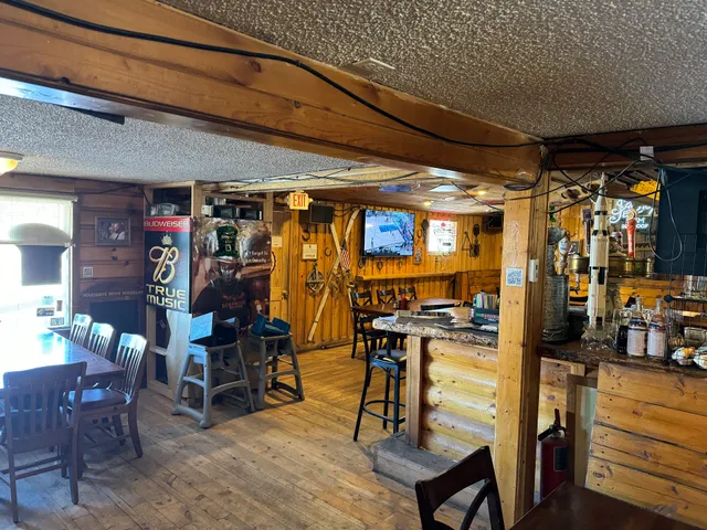 Roadhouse Bar and Grill