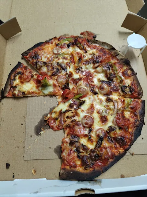 Pizza This Pizza That