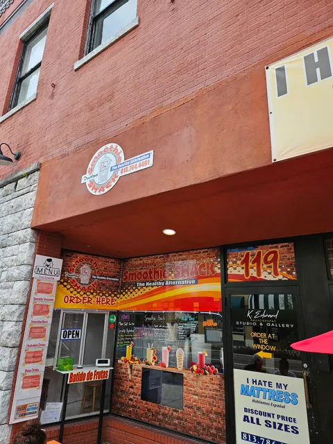 Downtown Smoothie Shack