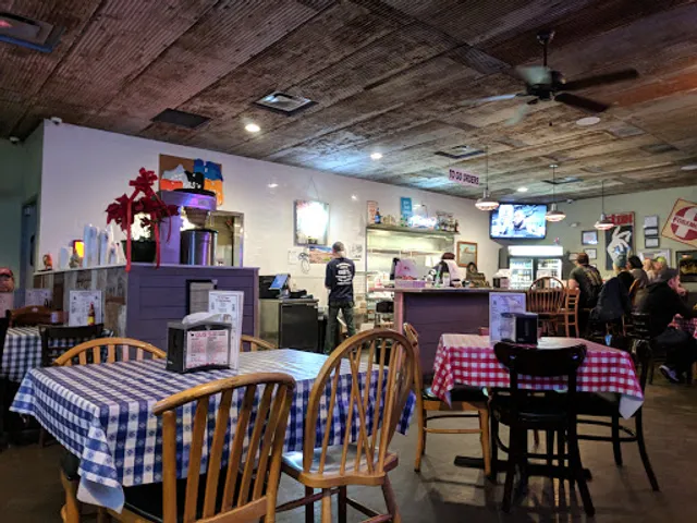 Gus's World Famous Fried Chicken