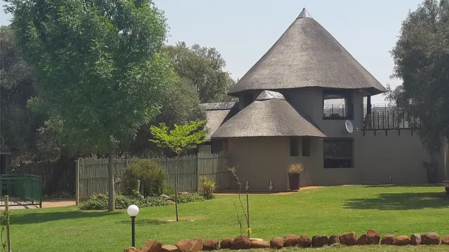 Kareespruit Game Ranch and Guest House