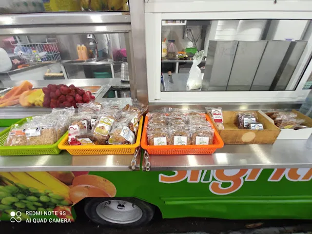 Slightly Jugos, Licuados y Desayunos