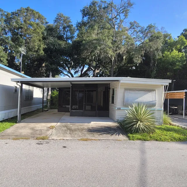 West Bay Oaks Mobile Home & RV Park