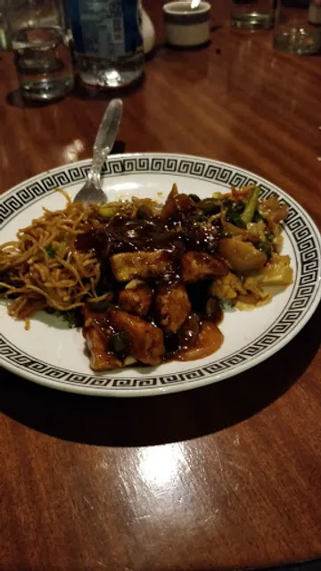 Dynasty Restaurant - Lytton Hotel