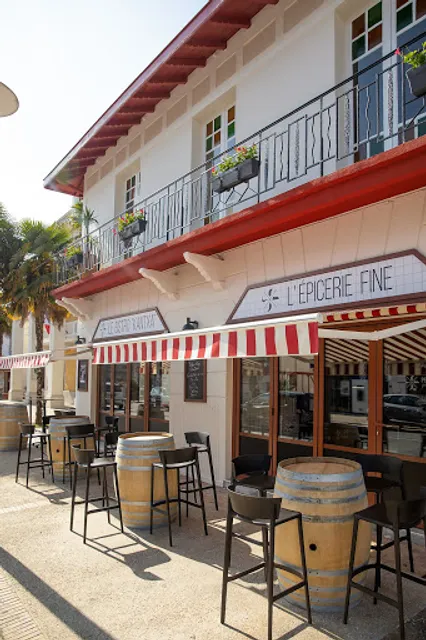 Restaurant Bistro "La Kantxa", bar à tapas et épicerie fine