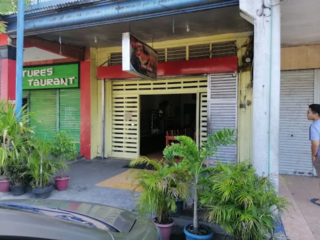 Sharyn's Cansi House