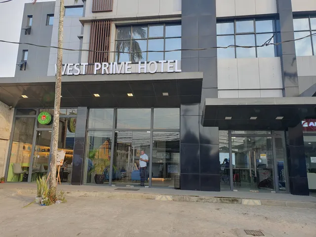 West Prime Hotel & Restaurant