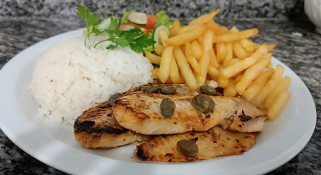 Restaurant kioski Peixe Frito & Hamburgueria (Petrópolis)