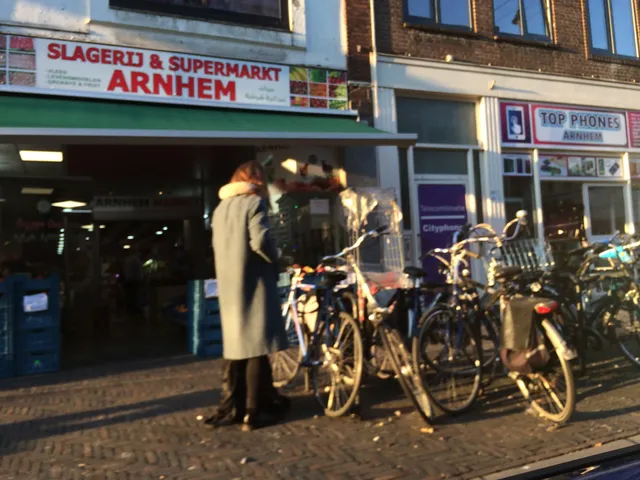 Slagerij & Supermarket Arnhem