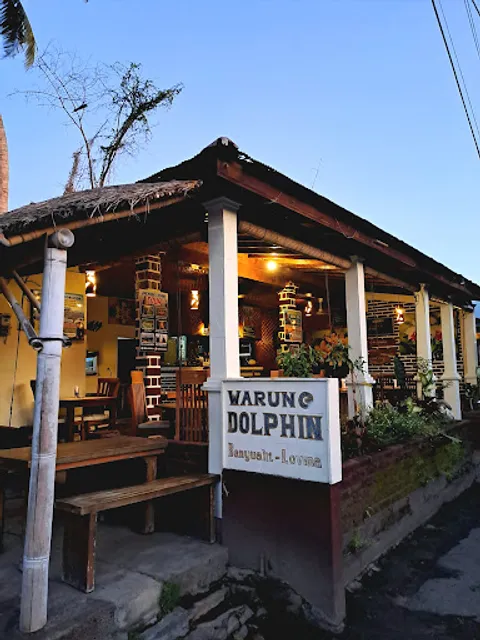 Warung Dolphin