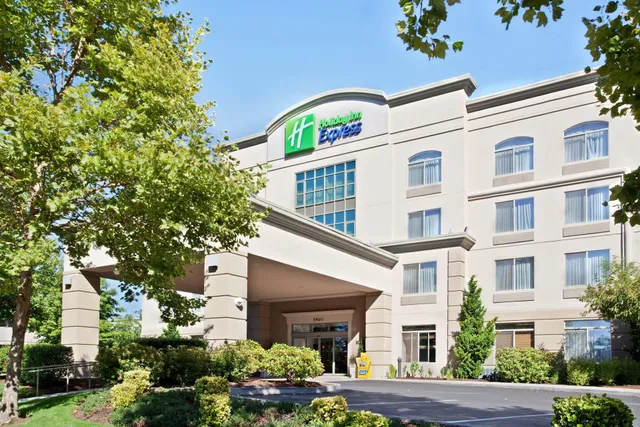 Holiday Inn Express Portland West/Hillsboro by IHG