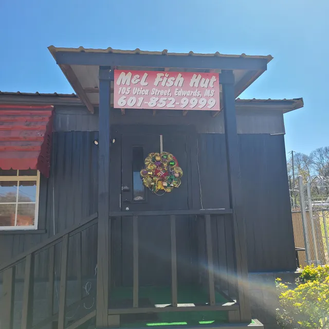 M & L Fish Hut