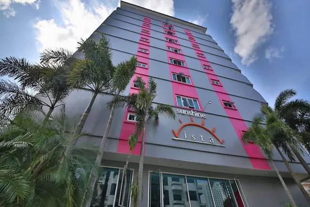 Sunshine Vista