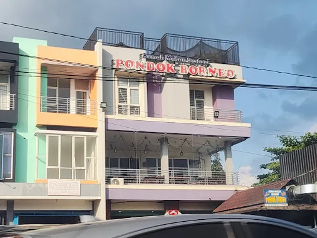Rumah Makan Pondok Borneo