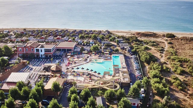 Camping Beach Garden