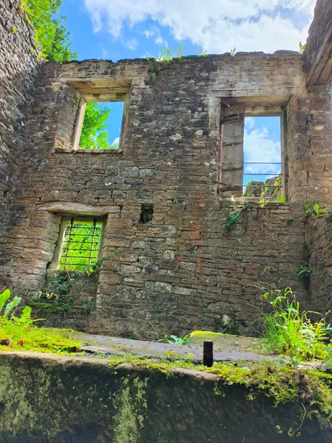 The Howk / Bobbin Mill