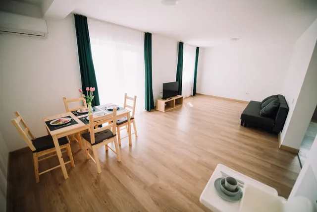 Dream House Apartments