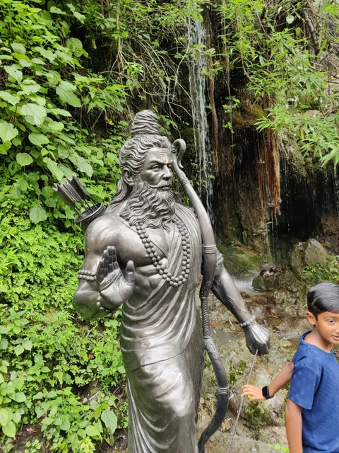 Sahastradhara (hidden place)