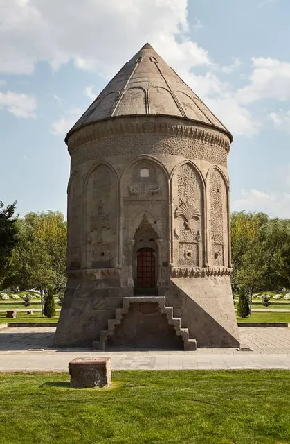 Doner Tomb