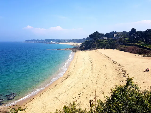 La Fosse aux Vaults Beach