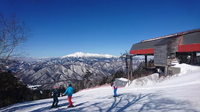 Nomugitoge Ski Resort