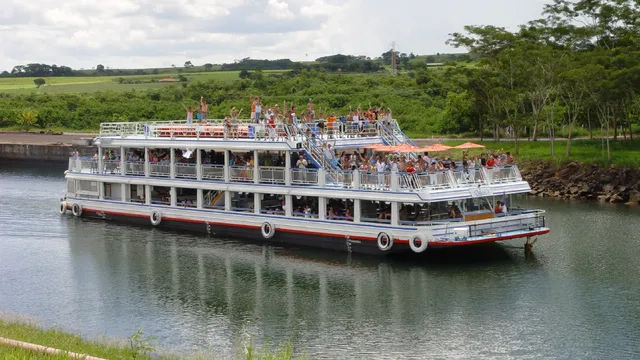 Barco Odisseia Oficial