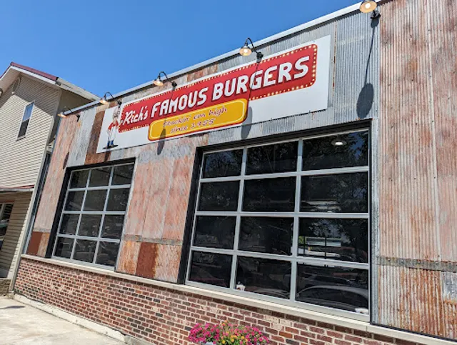 Rich's Famous Burgers- St James