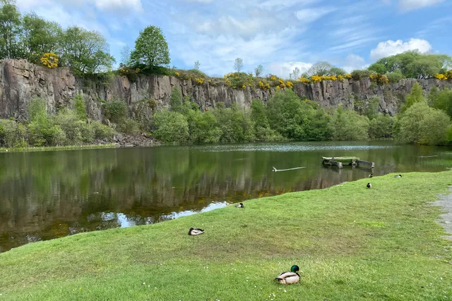 Auchinstarry Quarry Park