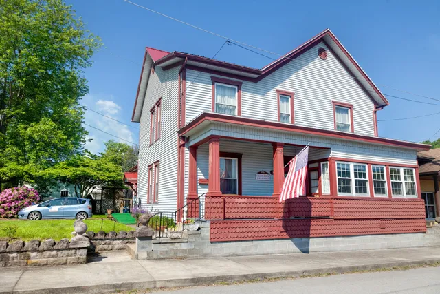 Gillum House Bed and Breakfast