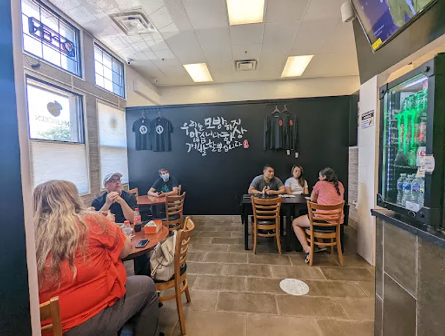 92 Chicken - Chantilly