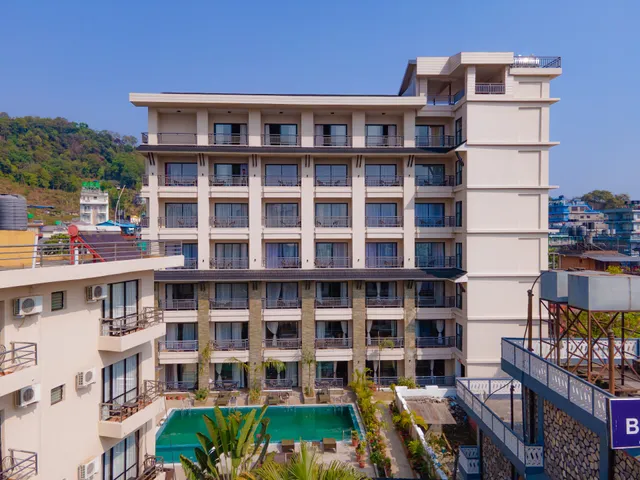 Hotel Pokhara Village & Spa